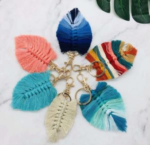 Bohemian Tassel Keychain Pendant Creative Leaf Shape Handvävda nyckelringar Bagage Dekoration Key Chain Party Present KeyRing Partihandel