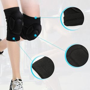 1pcs Sport Knee Support With Silicone Pad Spring Protector Strap Patella Sleeve For Basketball Running Compression Elbow & Pads