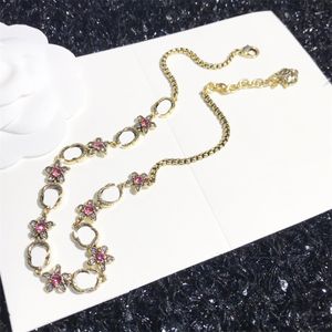 Collane di catene di lusso con strass floreali Bling con scatola Classica lettera Seiko Ice Jewelry Squisita collana regalo di nozze per feste
