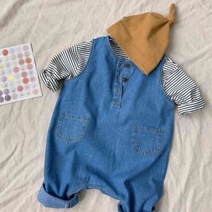 Spädbarn och flicka Kläder Set Spring Toddler Kids Denim Strap Jumpsuit + Bomull Striped T-tröja Mode Baby 210515