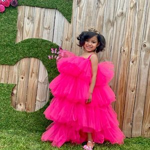 Fuchsia Flower Girl Dress Tiered Spaghetti Straps Kids Tulle Klänning Tiered Tutu Barn Födelsedagsfest Klänning Söt First Communion Tulle Grows Little Girls Wear