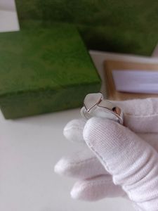 925 Silver Love Ring voor heren damesliefhebbers trouwringen High-end kwaliteit paren ringen met doos Men Dames Designer Heart Bague 2021