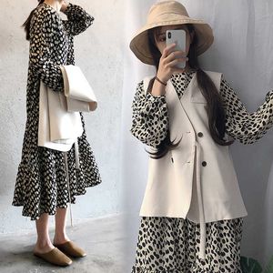 Maternità Autunno Lungo Del Manicotto Della Lanterna Abito In Chiffon Plus Size O-Collo Ruffle Patchwork Donne Incinte Polka Dot Abito Sirena Carino Y0924