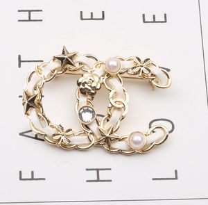 Designer Brand Letter Jewelry Brooches High-end 18K Gold Plated Silver for Men Womens Famous Geometric Flowers Pattern Pins Brooch Wedding Party Christmas Gift