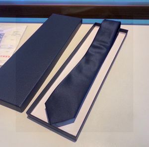 Delikat Grace Slipsar Luxurys Designers Necktie Mens Slips Högkvalitativ Manuell Anpassning Slipsar Logo Choker Slipsar