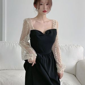 Korobov New Arrival Koronki Patchwork Czarny Sukienka Koreański Vintage Elegancki Długi Rękaw Hollow Out Suknie Plus Size Dress 210430