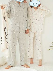 O estilo casal de manga comprida pijama terno, confortável e soft algodem wear, mulheres, pijama de lapela impresso masculino. 210928.