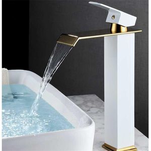 Basin Faucet Gold and White Waterfall Faucet Brass Bathroom Basin Faucet Mixer Tap Hot and Cold