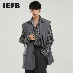 Abbigliamento IEFB Abbigliamento da uomo Primavera Causal Vestito Gilet Coreano Fashion Ins Loose Hoy Casual con Pocket Grey senza maniche Y5400 210524