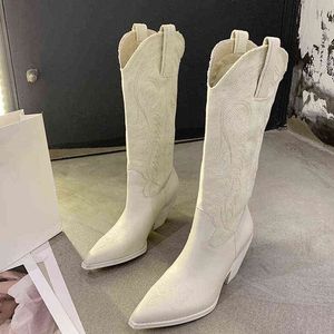 New Style Women's Knee High Boots High Heel Western Cowboy Boots Embroidered Pointed Toe Shoes Women Winter Motorcycle Boots Y1125