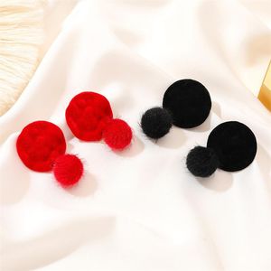 Koreanische winter haar kugel ohrstecker geometrisch flanelette runde quaste ohr nagel europäisch frauen weibliche business partei ohrring schmuck zubehör rot schwarz