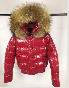 Kvinnor Big Real Raccoon Fur Hooded Down Coat Tjock Varm Kort Hög Midja Jacka Vattentät Parkas Svart / Röd Storlek 1234