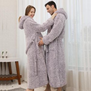 女性の寝室の冬のサンゴのベルベットフード付きナイトローブ男性と女性の緩いナイトガウン厚い暖かいカップルバスローブ恋人の家の服