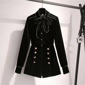 Vintage Temperament Black Velvet Two Pieces Pant Women Long Sleeve Bow Collar Shirt Top + Golden Double-Breasted Shorts Set 210416