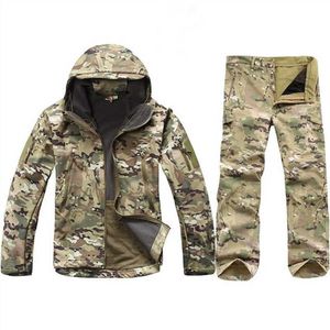 TAD Dişli Taktik Softshell Kamuflaj Ceket Seti Erkekler Ordu Rüzgarlık Su Geçirmez Avcılık Giysileri Camo Askeri Andpantlar 210909