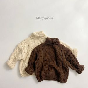 秋の冬の子供の服の女の子編みセータータートルネックティートルネックは暖かいセーターを厚くします男の子の子供のプルオーバー1-7 y