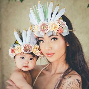2 sztuk / zestaw Mama i dziecko pióro kwiat nakrycia głowy party hat indyjski styl pałąk girlanda akcesoria do włosów baby shower dekoracji sh190923