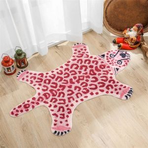 Pink imitation leopard pattern Rug faux skin leather NonSlip Antiskid Mat washable Animal print Carpet for living room bedroom 220301