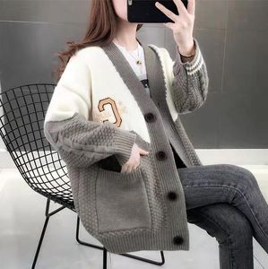 2022 Designer Womans GUCGI Damen SWEATER RETRO Light Luxury Gold Thread Flower Stitching Loose V-Neck Thin Cardigan Jacket