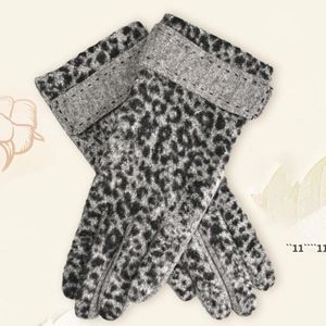 Guantes de pantalla táctil Invierno Cálido Mujeres Textiles para el hogar Tela de lana de leopardo Guante corto para mujer Espesar Ciclismo Conducir Elegante Banquete RRF12137