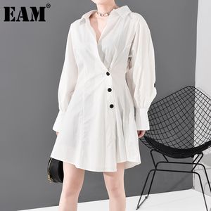 [eam] 여성 화이트 플리트 스플릿 조인트 기질 드레스 V-eck 긴 소매 느슨한 패션 봄 가을 WF0430 21512