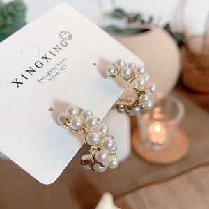 Elegante Nachahmung Perlenreifen Ohrringe Gold Runde Vintage Ohrringe für Frauen Mädchen Nette Kleine Party Engagement Schmuck Geschenk