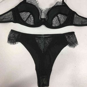 NXY sexy setSexy Eyelash Lace Patchwork Satin Bra and Thongs Set Underwear With Push Up Hollow Out Cup Women French Lingerie Black Red 1128