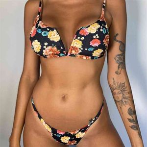 Seksi Bikini Siyah Baskı Bölünmüş Çiçek Iki Parçalı Mayo Derin V Plaj Giyim Yaz Sutyen Mayo 210629