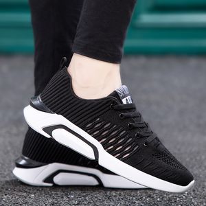 Высококачественные 2023 новейшие по прибытии мужские спортивные кроссовки для женской кроссовки мода черная белая дышащие бегуны на открытые кроссовки Размер 39-44 WY10-1703