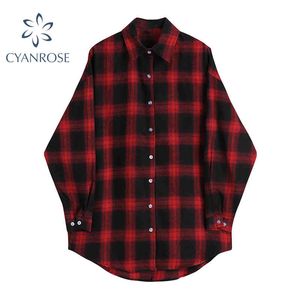 BlackRed Plaid Oversized Blouse Women Streetwear Tide Shirts Female Harajuku Långärmad Casual Classic Par Y2K Blusas Toppar 210417