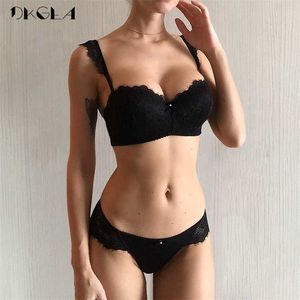 Moda Green Brassiere Deep V Push Up Sutiã Set Grosso Algodão A B C Cup Mulheres Bras Lingerie Set Lace Sexy Underwear Preto 211104