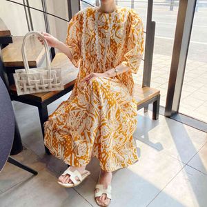 Sommar Kvinnors Gula Blomklänning Koreanska Kläder Vintage Skriv ut Stitching Lace Half Sleeve Loose Green Beach Feme Robe 210514