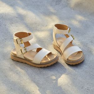 2022 Ny sommar Barnens romerska sandaler Äkta läder Fashion Princess Shoes Party Show Girls Sandals Euro: 26-36