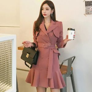 Sommarstil Koreansk Fashion Suit Collar Långärmad Knapp Slim Coat Bälte Mellanlängd Klänning Rosa Kvinnor Q769 210510