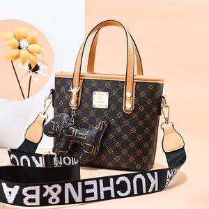 Handbag Lady Tote Bags Women Handbags 2021new Fashion Shoulder Bag PU Leather Purse Large Capacity Totes Causal Outdoor Packs High Quality