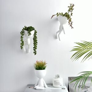 カットライフホワイトセラミックキャラクターの肖像画の植木鉢ノルディックの壁掛けテーブル花瓶の頭の装飾ホーム植物の彫刻鍋210401