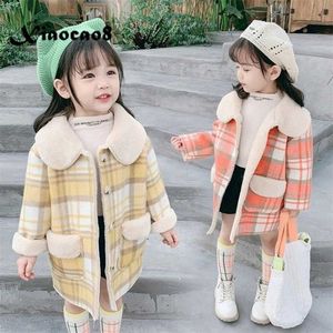 Children Toddler Girls Winter Clothes Kids Plaid Thick Lambswool Jackets for Pockets Full Warm Outerwear Little Girl Parka 211204