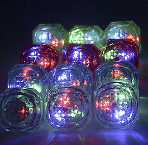 Gigantic Diamant Light-Up Ring Glow Led Blinkande Party Favoriter för barn Vuxna Händelse Holiday Decorations Clear