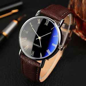 Mężczyzna Zegarek 39mm Zegarek mody Dorywczo Klasyczny Styl Boutique Nadgarstek Dla Chłopaka Prezent Urodzinowy Mężczyźni Zegarek Montre De Luxe Man Wristwatches