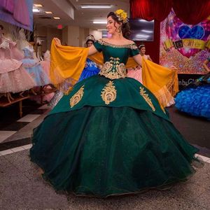 Изумрудно-зеленые платья Quinceanera с открытыми плечами, с короткими рукавами, бальное платье для выпускного вечера с золотой аппликацией. Элегантные сладкие 16 платьев для дня рождения 2022 S s.