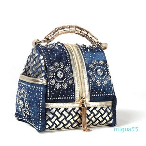 Shoulder Bags Luxury Designer Handbags Women Denim Crossbody Bag Female Shopper Fashion Casual Woven Rhinestone Tassel Large Capacity