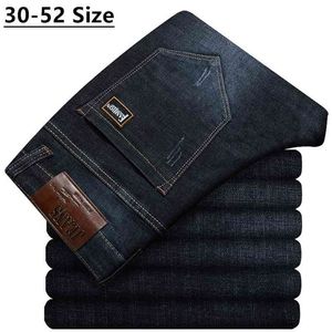 Plus Size 42 44 48 50 52 Men's Loose Straight Jeans Classic Business Denim Trousers Stretch Jean Pants Male Brand Black Blue 210716