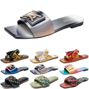 Großhandel Luxus Damen Slides Hausschuhe Damenmode Sandalen schwarz Slide Slipper flache Flip-Flops Größe 37-42 Farbe4