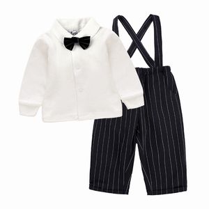 Baby Boy Gentleman Roupas Set Crianças Bowtie T-Shirt Calça Total 2 Pçs / Set Toddler Roupas 210413