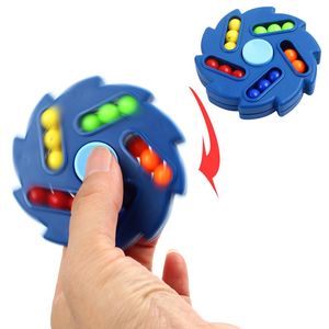 Roterande Magic Bean Decompression Leksaker Barn Barn Intelligence Pussel Fingertip Finger Ball Disk Cube Fidget Toy Stress Relief