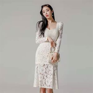 spets koreanska damer sexig långärmad vit kontor formell fest klänning för kvinnor Kina kläder 210602