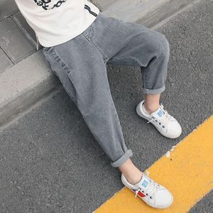 Jeans Boys calças jeans da primavera outono verão fino crianças coreanas casuais adolescentes soltos de moda usa design clássico de marca de calça
