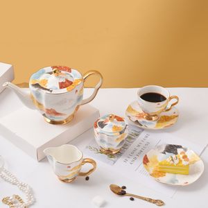 Bone China vergoldetes Kaffeetassen-Untertassen-Set, englische Nachmittagsteetassen, Zuckerdosen