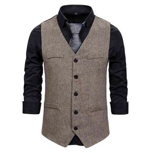 Men's 4 Pockets Herringbone Tweed Dress Vest Fashion Chain Decoration Waistcoat Men Vintage Gentleman British Suit Vest Gilet 210522