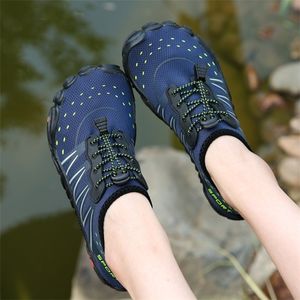 Yeni Beş Parmaklar Yüzme Aqua Ayakkabı Erkekler Streç Kumaş Elastik Bant Anti-Kaygan Plaj Su Kadınlar Çıplak Ayakkabı Y0714
